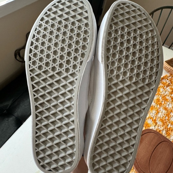 Vans Classic Slip-On Shoe White Size Mens 6 Women’s 7.5 - Picture 5 of 6